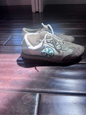 Tory Burch Kids White & Dark Green Logo Sneakers